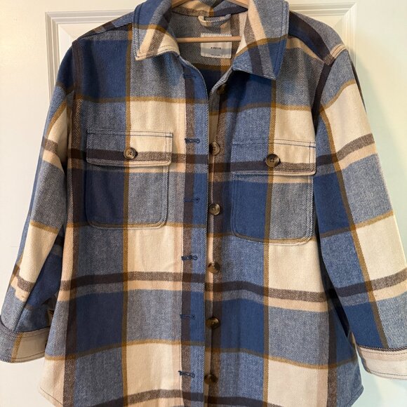 Old Navy Flannel "Shacket" Blue Plaid - Picture 1 of 4